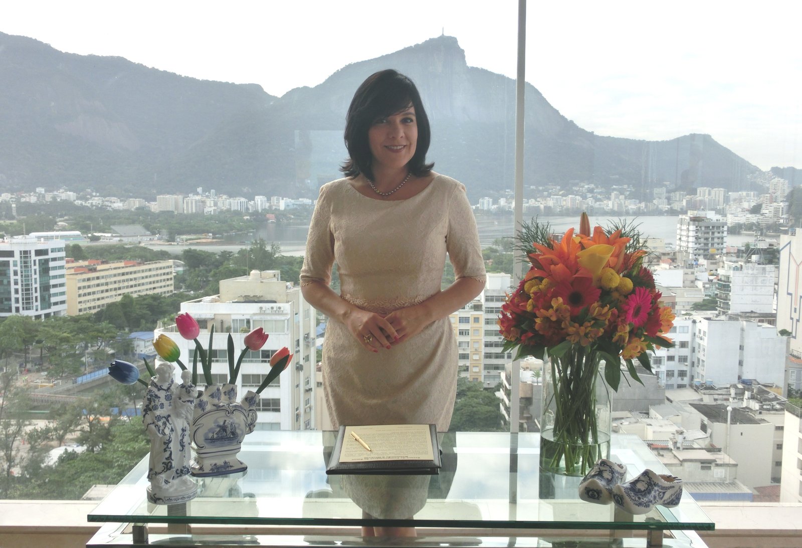 Flávia Fernandes — Celebrante